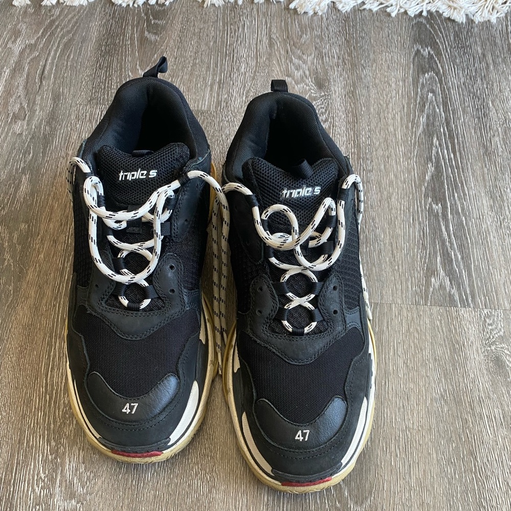Balenciaga Men’s Triple S Sneaker in black, sz 47/14